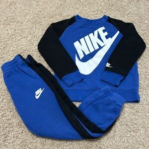 Nike sweatshirt & sweatpants, blue black 💙🖤, size M, boys 5-6yrs